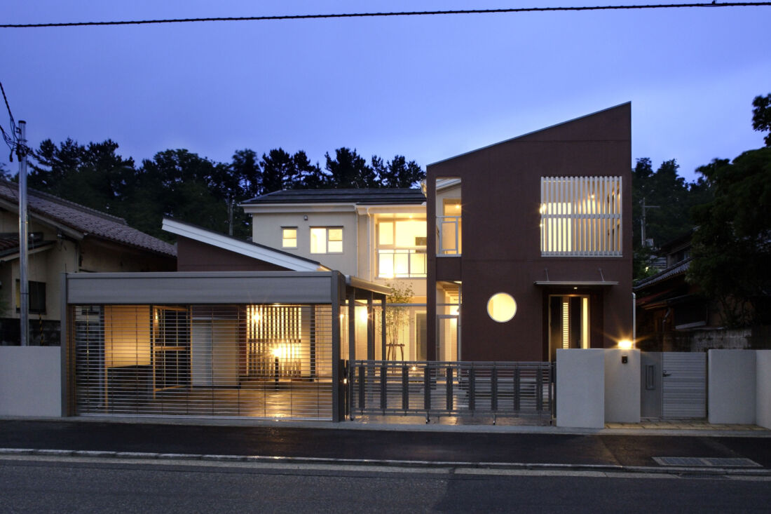 関屋松波町の家